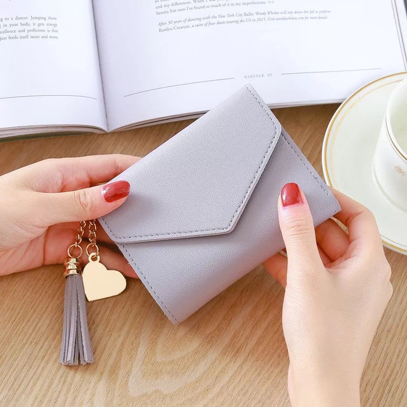 Alexandra Mini Wallet | Säg adjö till skrymmande plånböcker med den här snygga och praktiska lilla plånboken-Eva Jonsson