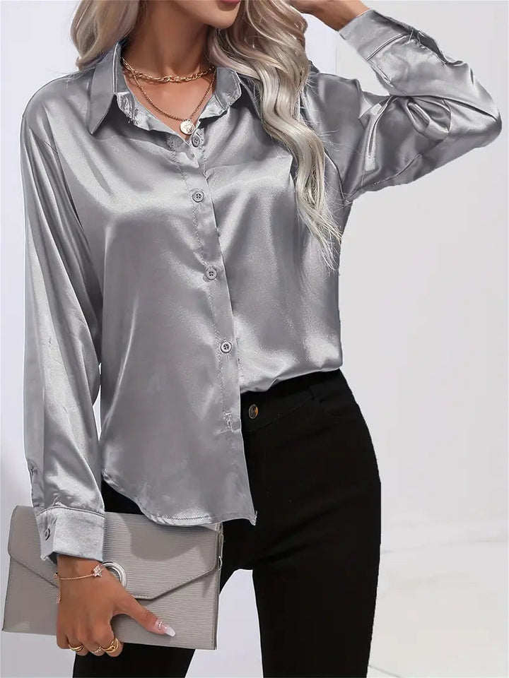Alison Satin Blus | Elegant skjorta med knappar för kvinnor-Eva Jonsson