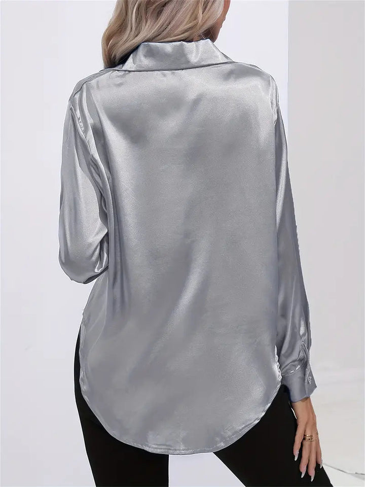Alison Satin Blus | Elegant skjorta med knappar för kvinnor-Eva Jonsson