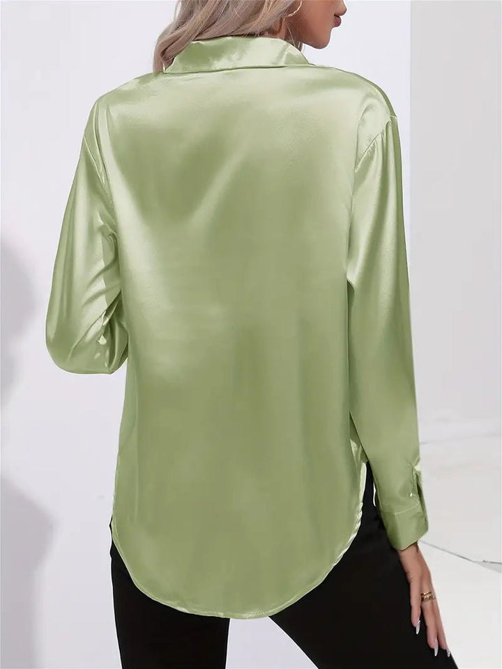 Alison Satin Blus | Elegant skjorta med knappar för kvinnor-Eva Jonsson
