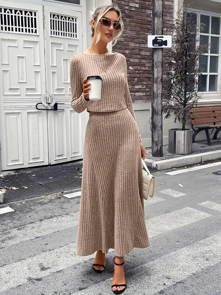 Amadora Matchande set | Snygg kjol & långärmad skjorta för kvinnor-Eva Jonsson