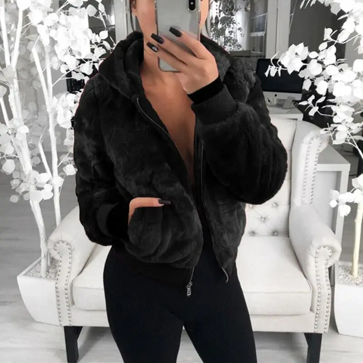 Anessa Furry Hoodie | Huvtröja med dragkedja i fuskpäls för kvinnor-Eva Jonsson