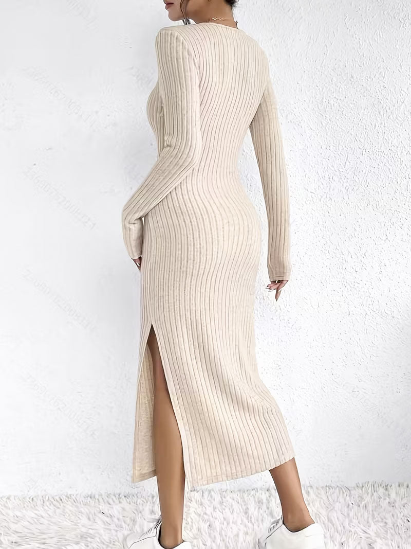 Ashley Stickad klänning | Ribbad lång klänning med turtleneck-Eva Jonsson