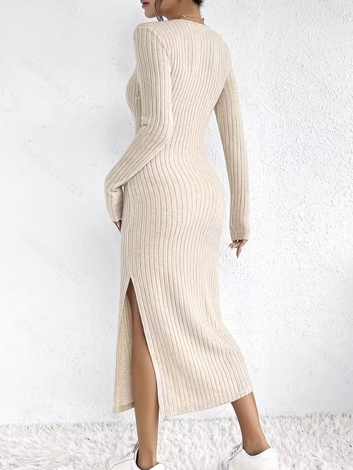 Ashley Stickad klänning | Ribbad lång klänning med turtleneck-Eva Jonsson