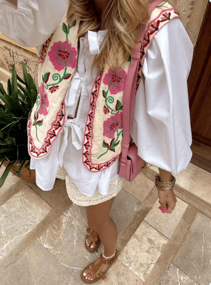 Blommig Väst | Vintage | Ärmlös | Broderad väst | Damväst-Eva Jonsson