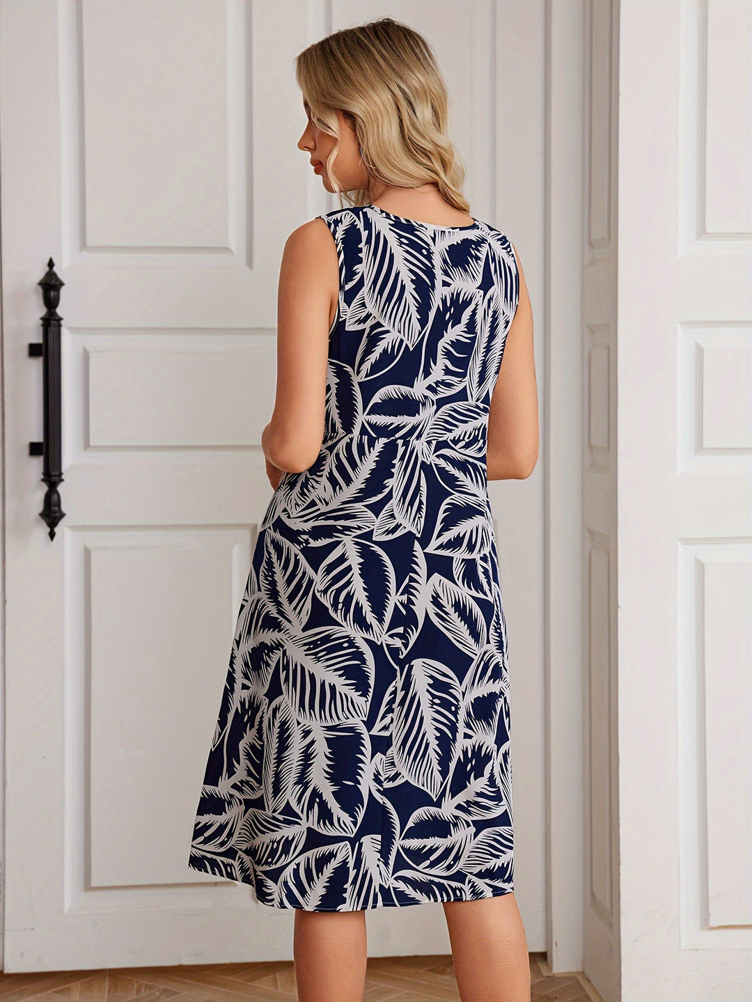 Blommig klänning, Rynkad, Spaghettistroppar, Midiklänning, Sommarklänningar-Eva Jonsson