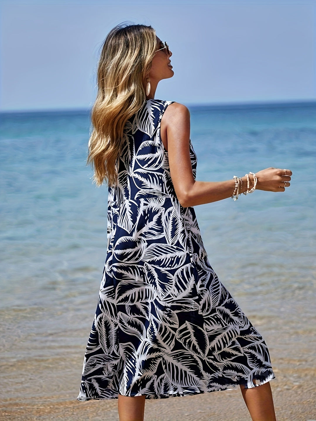 Blommig klänning, Rynkad, Spaghettistroppar, Midiklänning, Sommarklänningar-Eva Jonsson