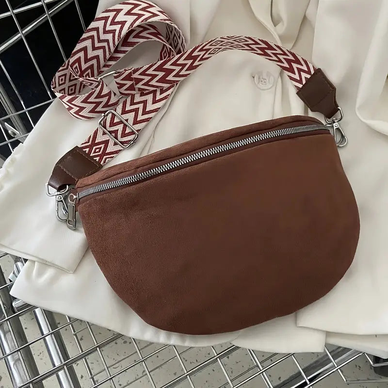 Bumsväska - Dragkedja - Bred rem - Crescent väska - Crossbody-väska-Eva Jonsson