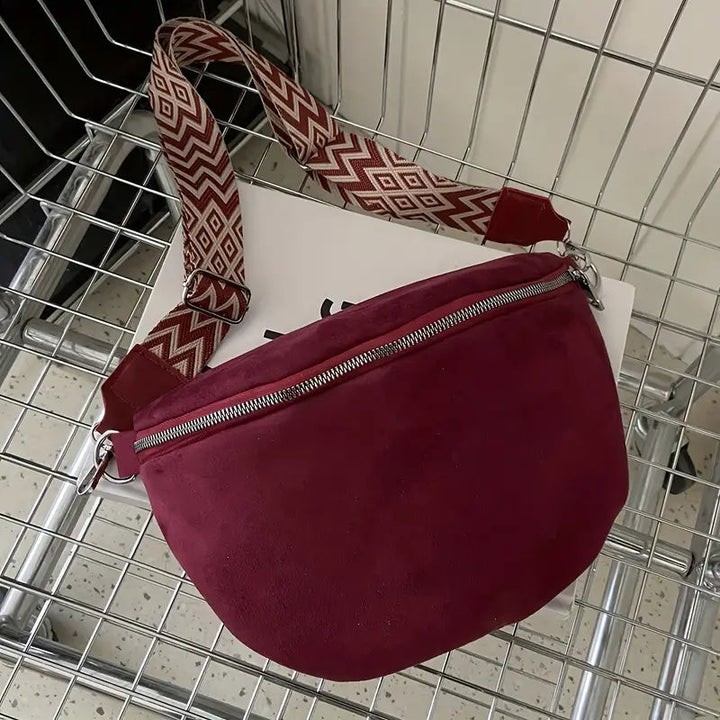 Bumsväska - Dragkedja - Bred rem - Crescent väska - Crossbody-väska-Eva Jonsson