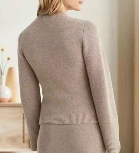Cardigan för kvinnor - Långärmad stickad cardigan med knappar och fickor-Eva Jonsson