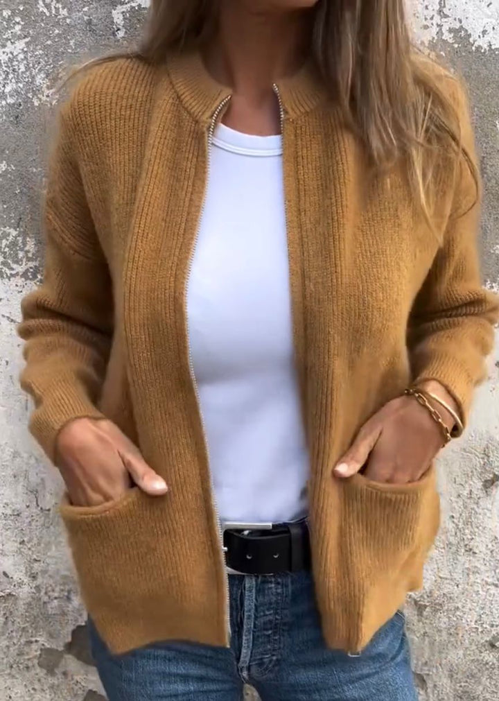 Cardigan med dragkedja - Varm - Fickor - Stickad cardigan - Damkläder-Eva Jonsson