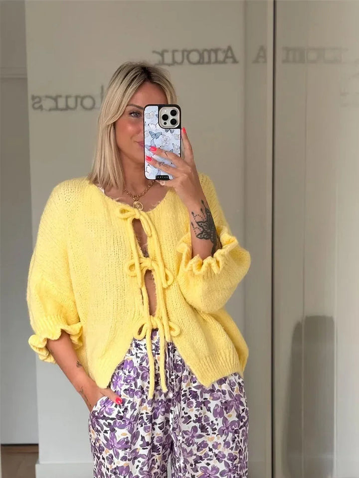 Cardigan med knytband - Gul Loose Fit Stickad Cardigan med knytband för kvinnor-Eva Jonsson
