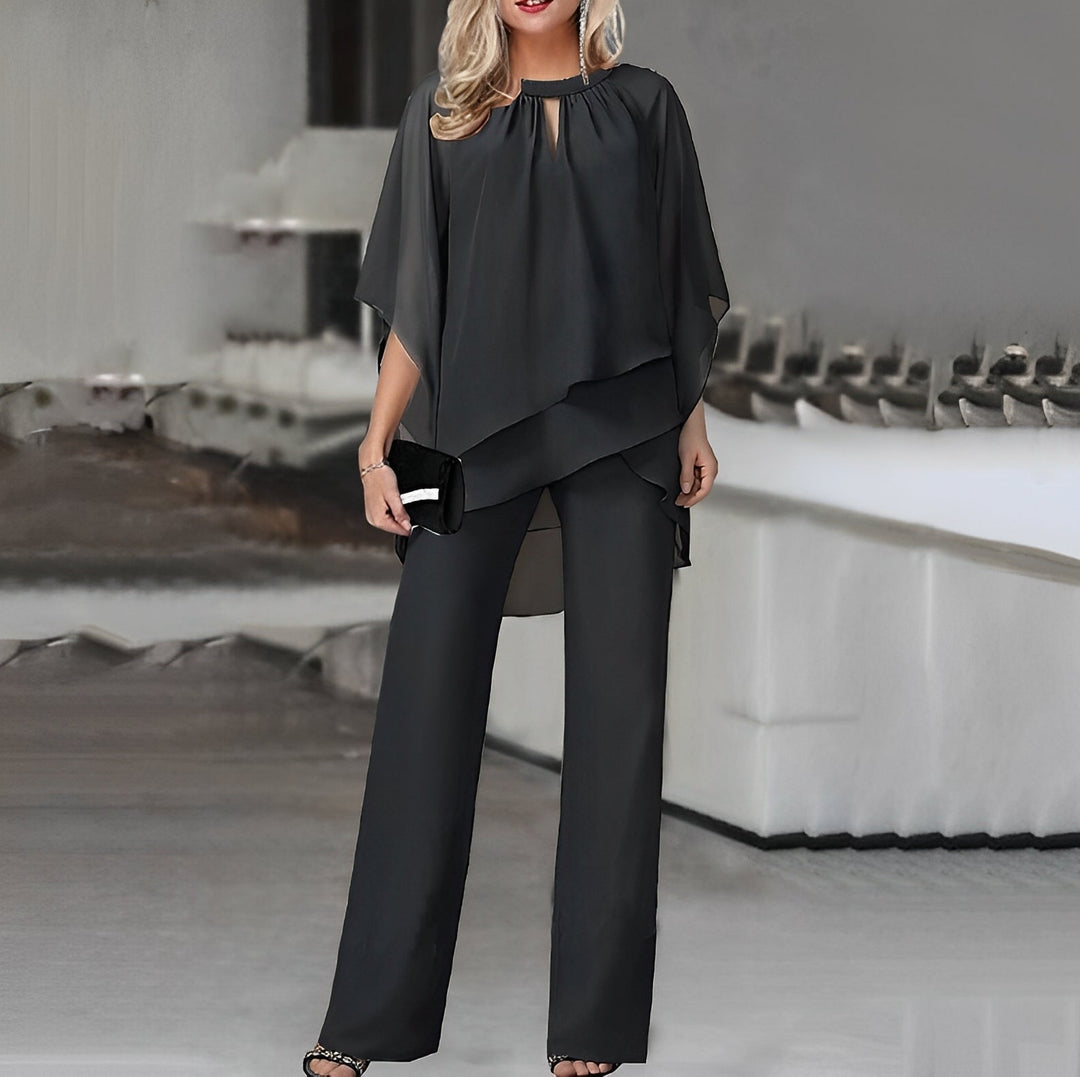Co-Ord Set - Elegant tvådelat set med blus och byxor för kvinnor-Eva Jonsson