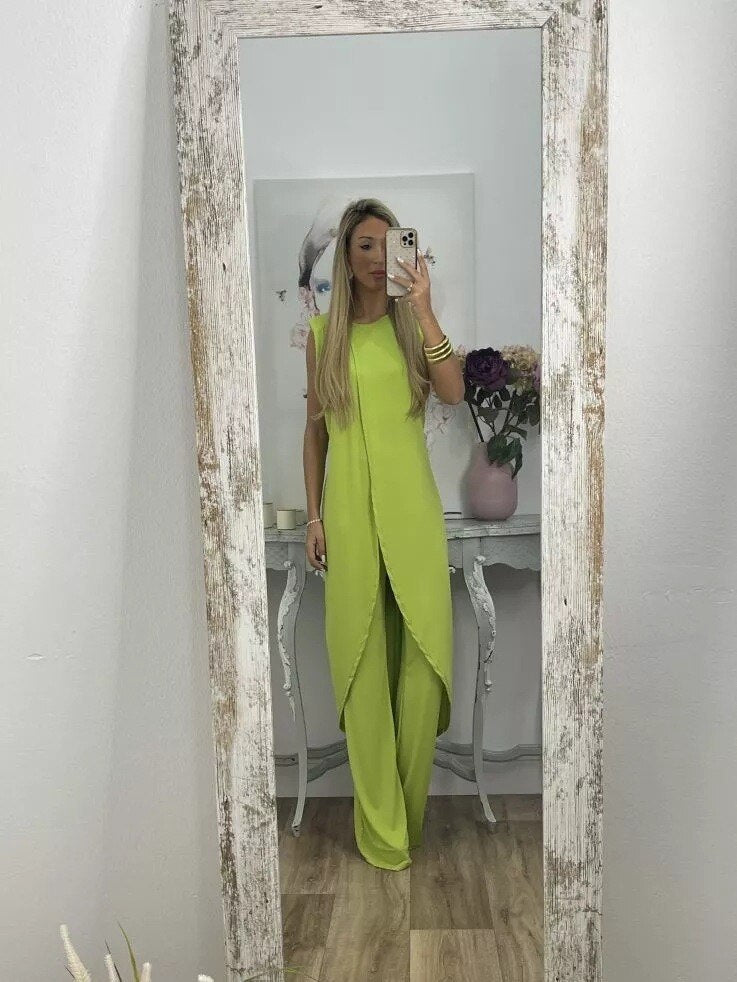 Co-Ord Set - Tvådelat set med asymmetrisk klänning och utsvängda byxor för kvinnor-Eva Jonsson