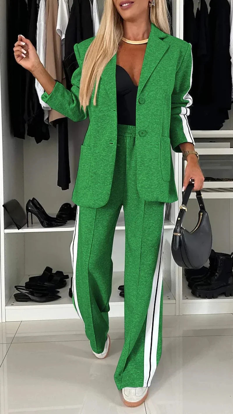 Co-Ord Set - Tvådelat set med blazer och joggingbyxor med vida ben för kvinnor-Eva Jonsson