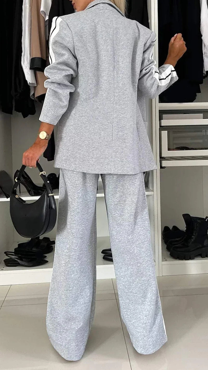 Co-Ord Set - Tvådelat set med blazer och joggingbyxor med vida ben för kvinnor-Eva Jonsson