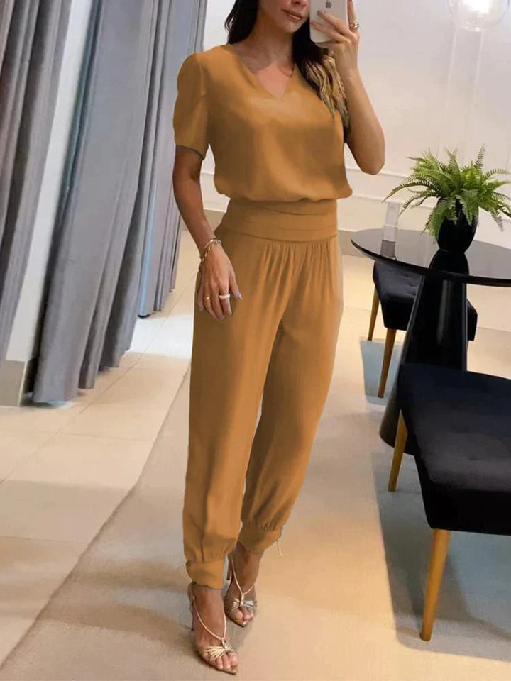 Co-Ord Set - Tvådelat set med kortärmad blus och byxor med hög midja för kvinnor-Eva Jonsson