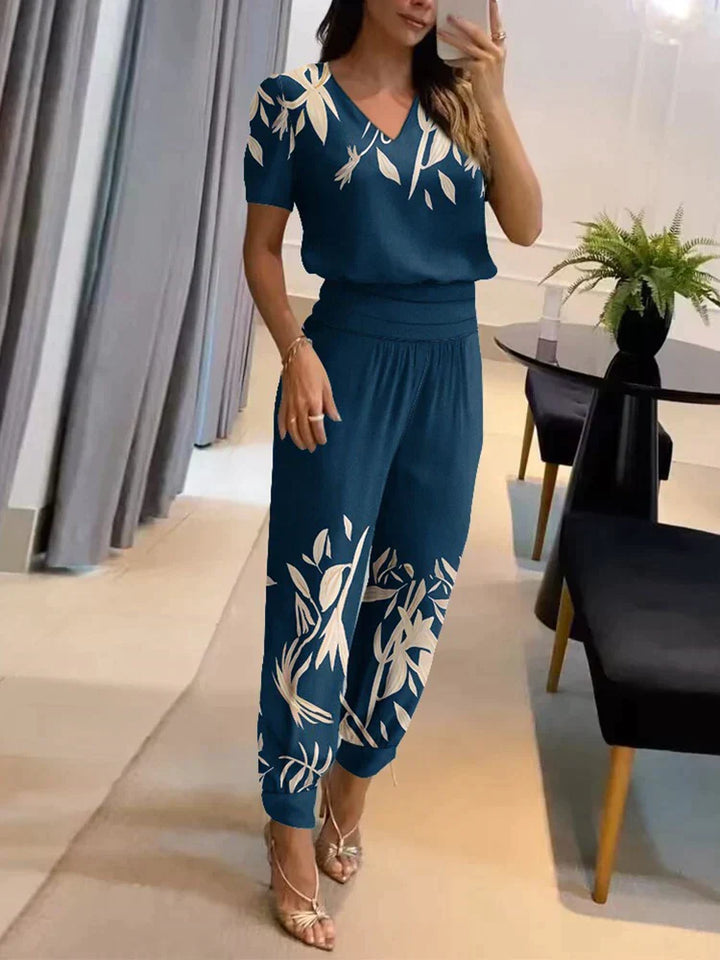Co-Ord Set - Tvådelat set med kortärmad blus och byxor med hög midja för kvinnor-Eva Jonsson