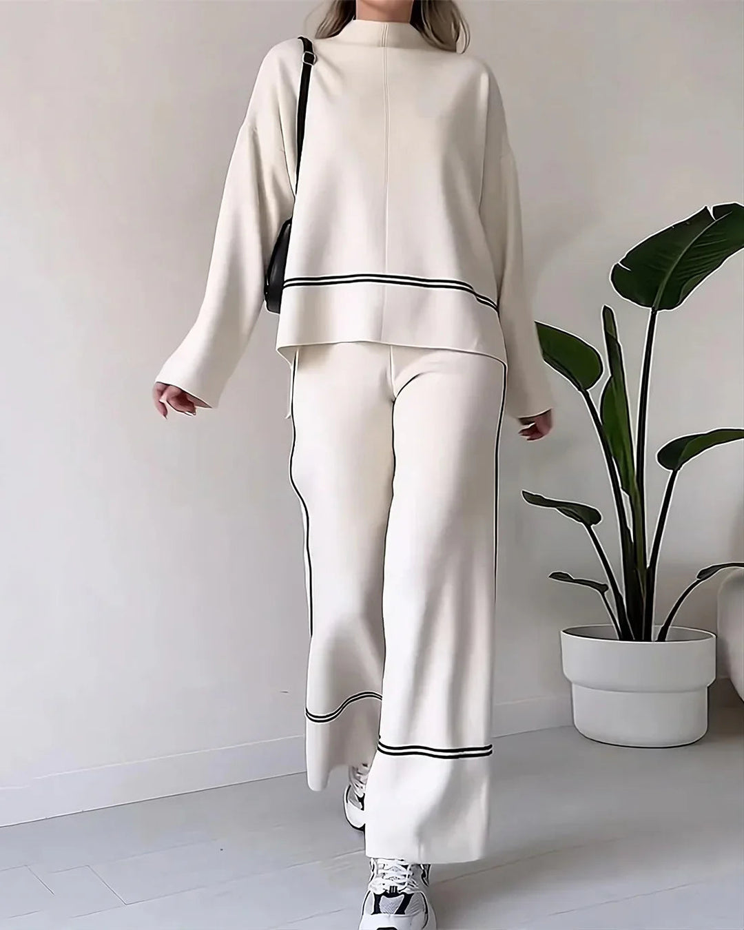 Co-Ord Set - Tvådelat set med överdimensionerad tröja och byxor med vida ben för kvinnor-Eva Jonsson