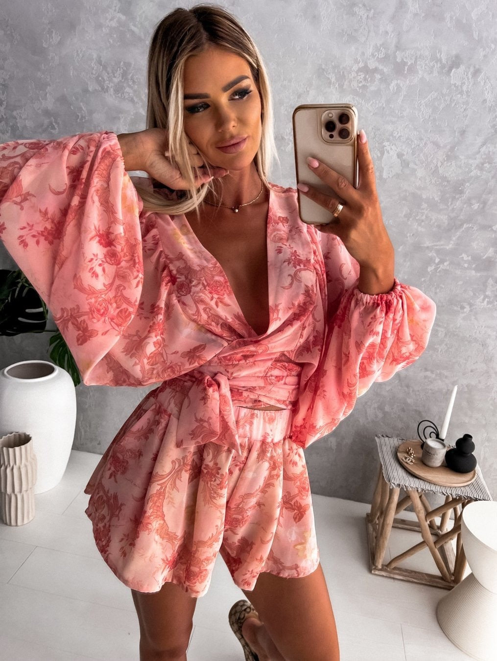 Co-Ord Set - Tvådelat sommarset med shorts och blus för kvinnor-Eva Jonsson