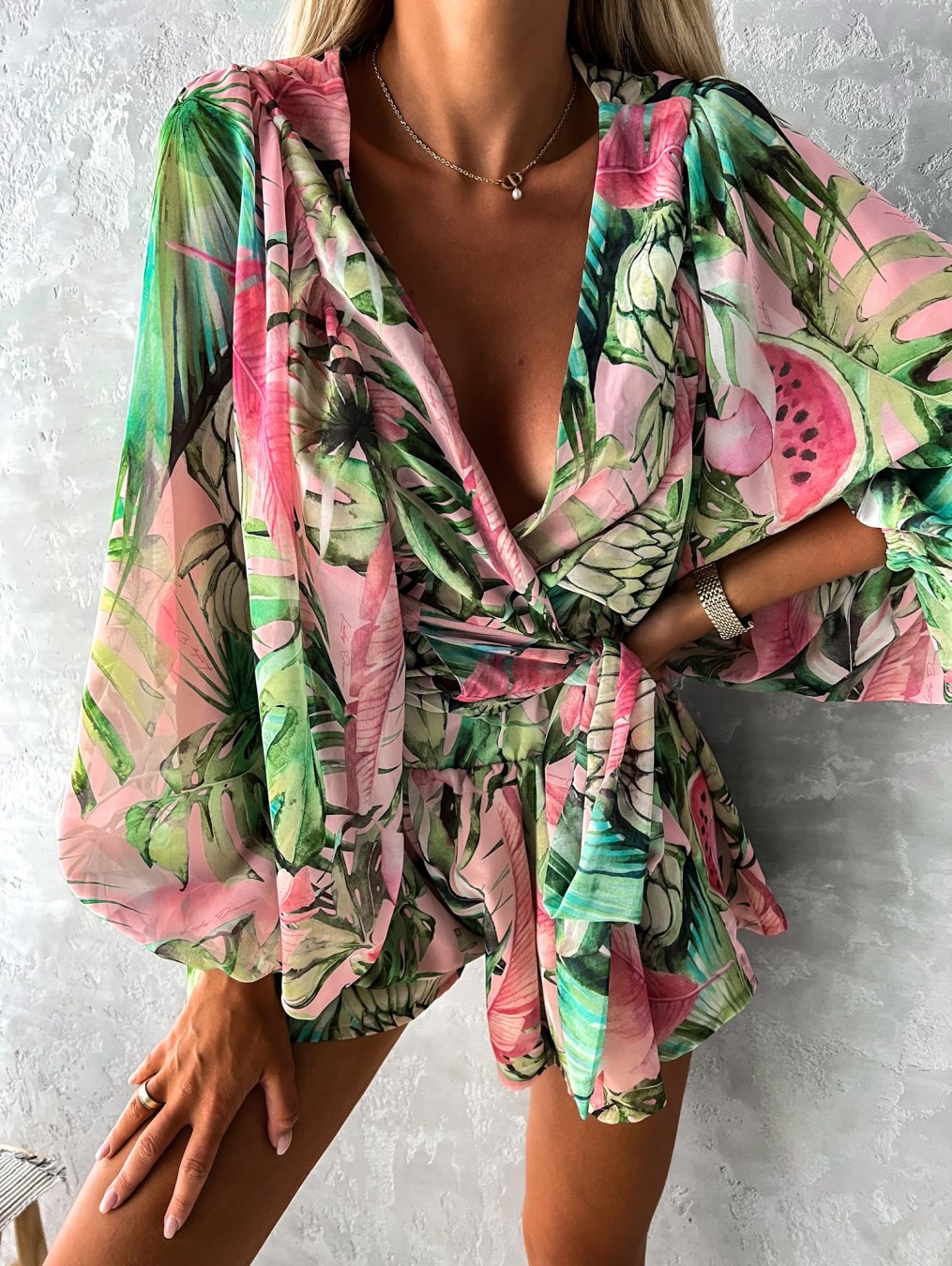 Co-Ord Set - Tvådelat sommarset med shorts och blus för kvinnor-Eva Jonsson