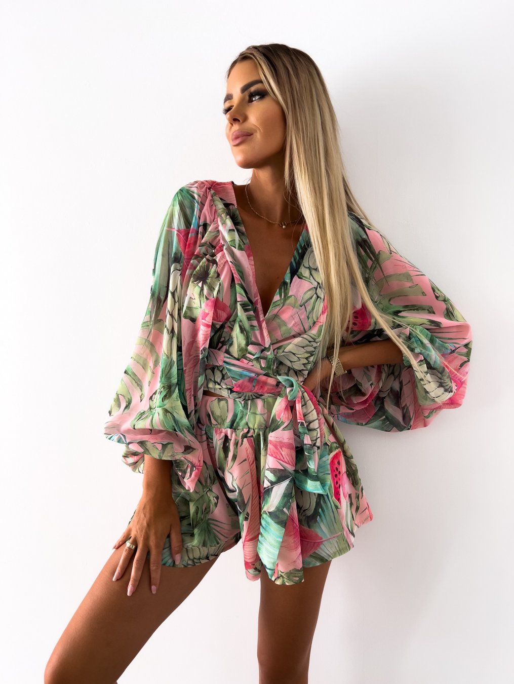 Co-Ord Set - Tvådelat sommarset med shorts och blus för kvinnor-Eva Jonsson
