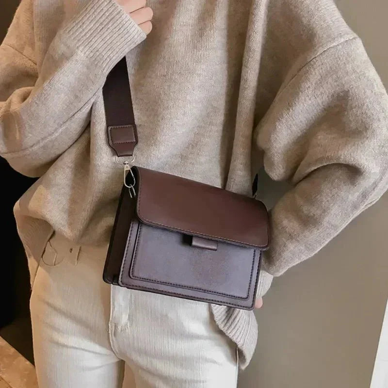 Crossbody-väska - Mini Flip-väska med tjock rem för Kvinnor-Eva Jonsson