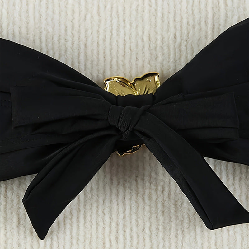 Dam Bandeau-bikini-set med dekorativ blomdetalj Mirla-Eva Jonsson