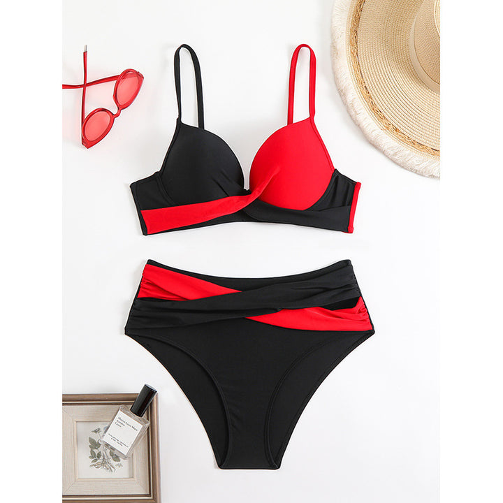 Dam Bikini Set med kontrasterande färgaccenter och raffinerade detaljer Mirla-Eva Jonsson