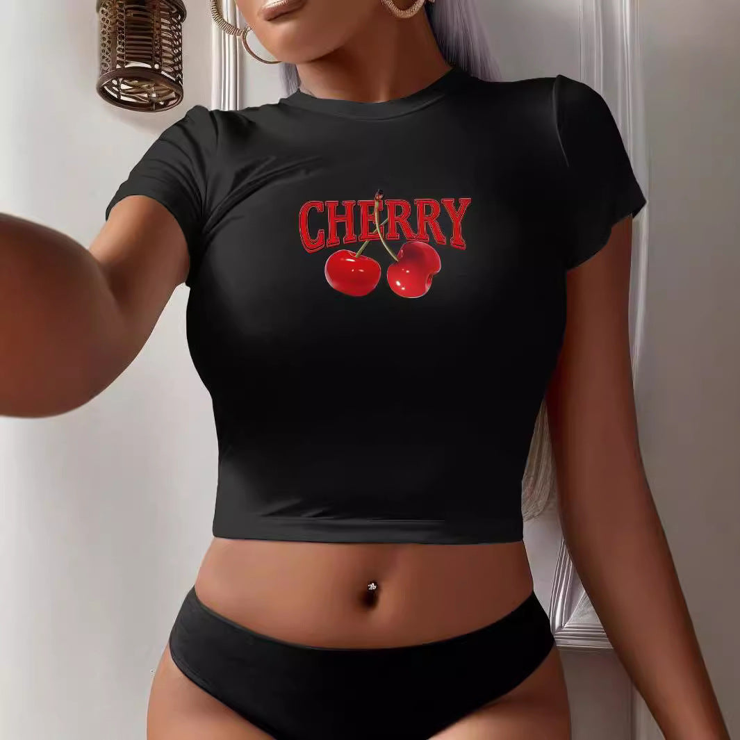 Dam Crop-T-shirt med kreativt björnmotiv och rolig text Mirla-Eva Jonsson