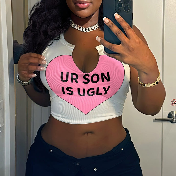 Dam Crop-Top med iögonfallande text och lös passform Mirla-Eva Jonsson