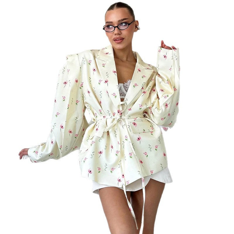 Dam Elegant Blazerjacka med blommönster och midjebälte Eva Jonsson-Eva Jonsson