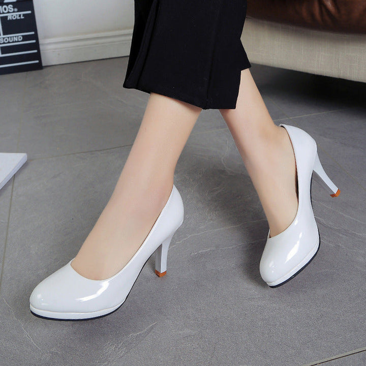 Dam Elegant Lackpumps med Högkvalitativ Komfort och Feminint Silhuett Mirla-Eva Jonsson