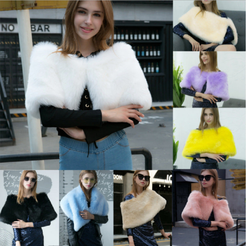 Dam Elegant Pälsöverdrag med mjuk, voluminös design Eva Jonsson-Eva Jonsson
