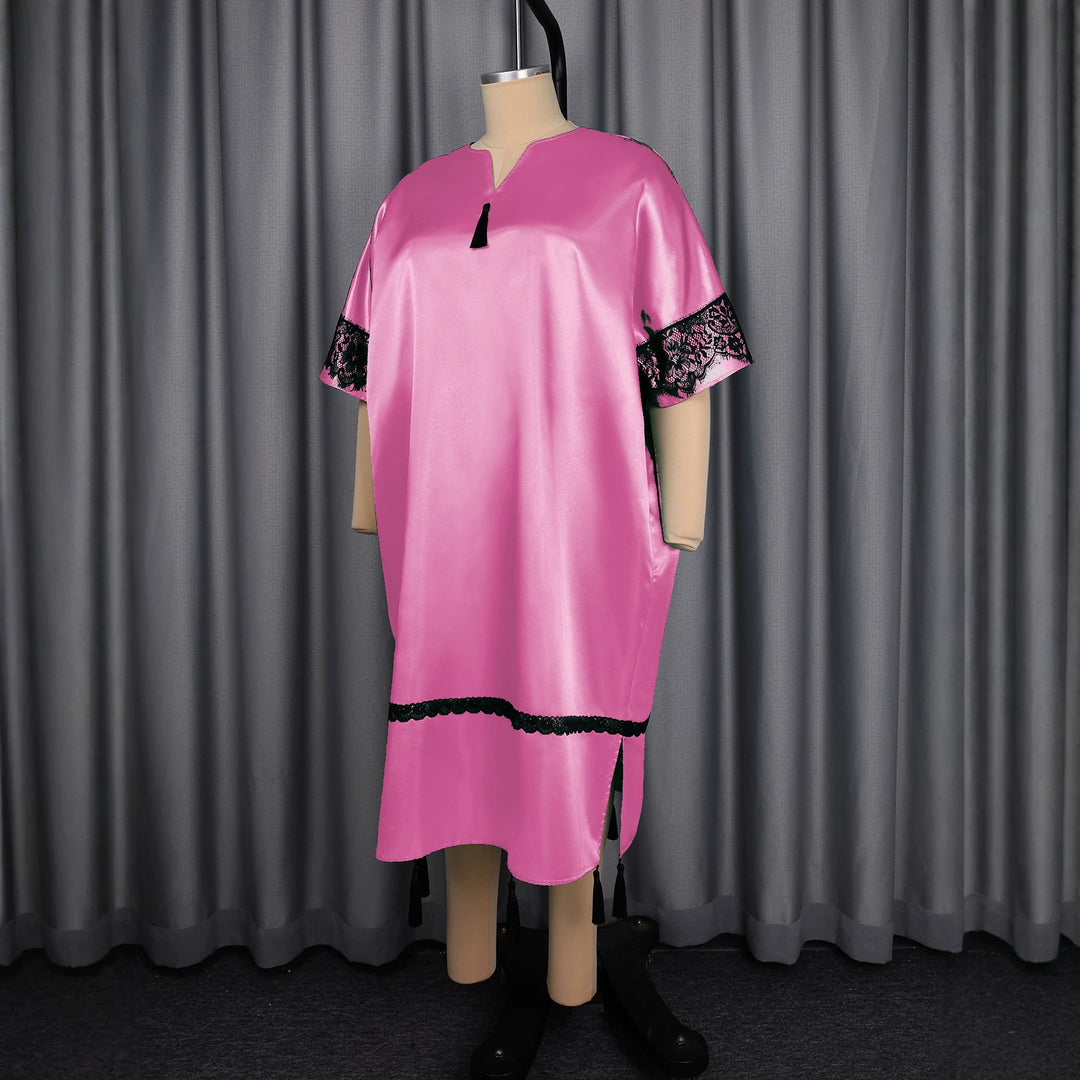 Dam Elegant Satin-Kaftanrobe med spetsaccenter Mirla-Eva Jonsson