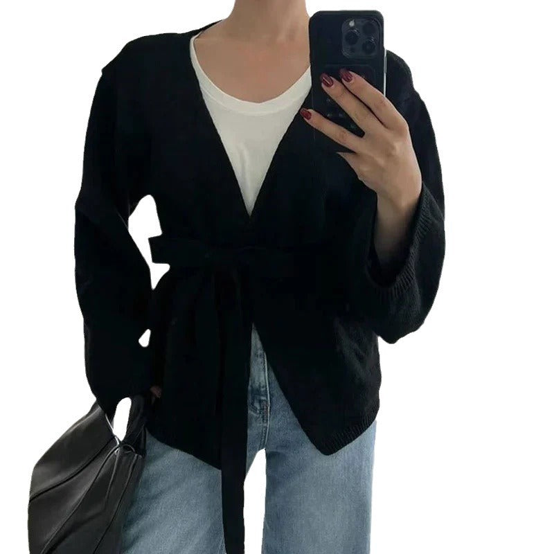 Dam Elegant Stickmantel med V-wrapdesign Mirla-Eva Jonsson