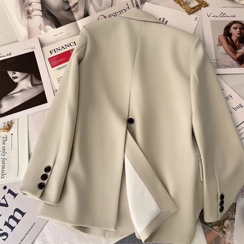 Dam Elegant och modernt skuren Blazer Mirla-Eva Jonsson