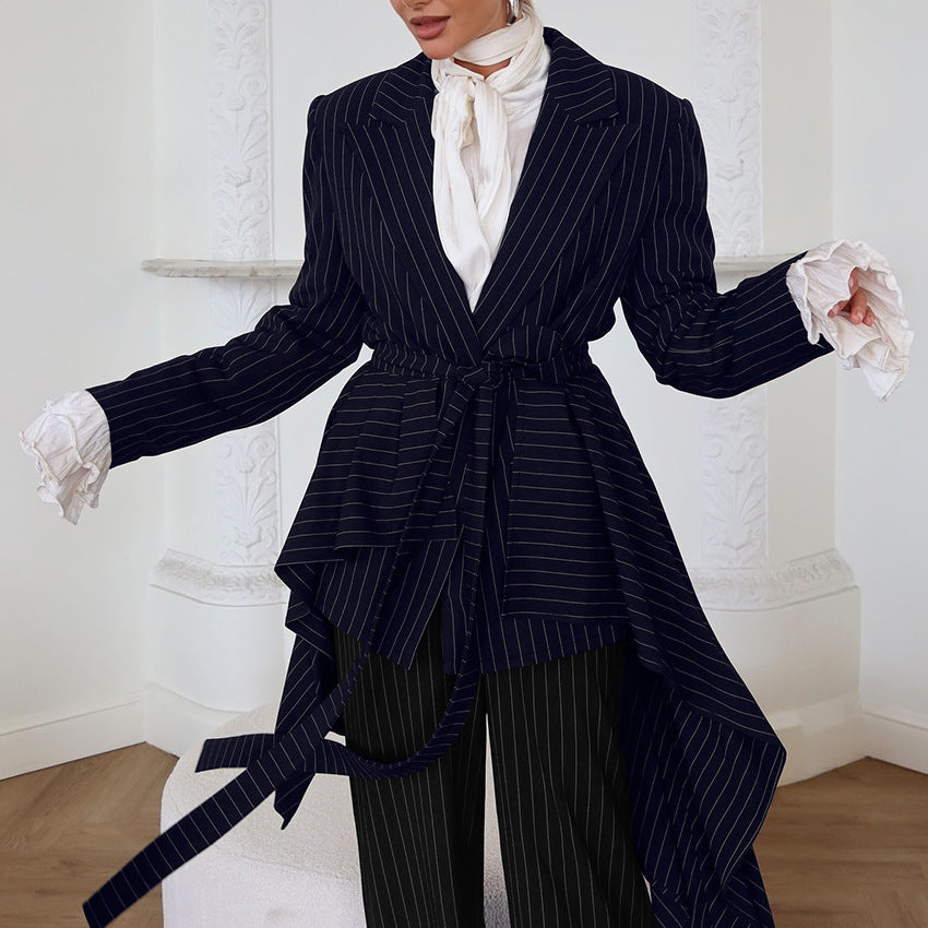 Dam Elegant skräddarsydd blazerjacka med asymmetrisk skärning och bälte Mirla-Eva Jonsson
