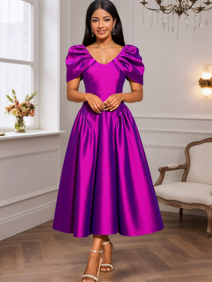 Dam Eleganta Satinklänning med voluminösa puffärmar Mirla-Eva Jonsson