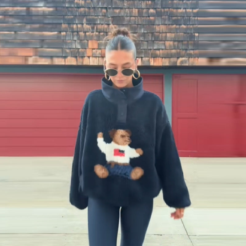 Dam Fluffy Tröja med Unikt Djurmotiv Mirla-Eva Jonsson
