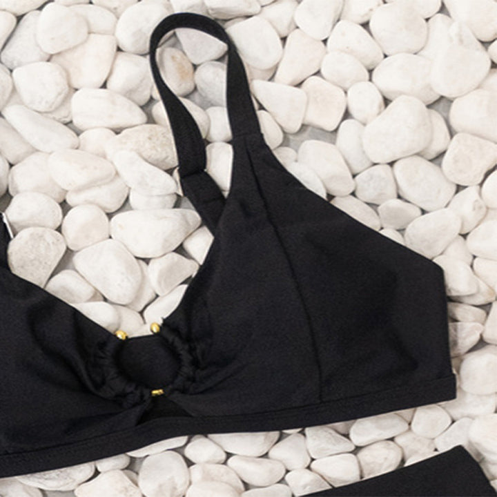 Dam Högmidjad bikini med ringdetalj Mirla-Eva Jonsson