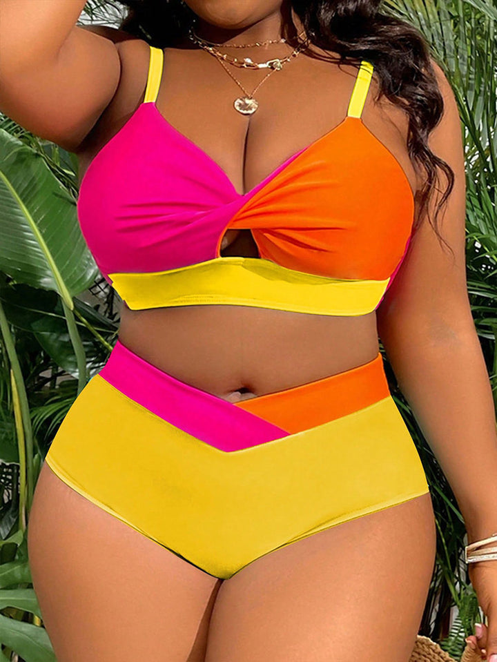 Dam Högskuren Bikini med kreativ färgblock-design Mirla-Eva Jonsson