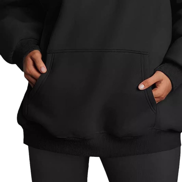 Dam Hoodies i oversized stil med praktiska kängurufickor Mirla-Eva Jonsson