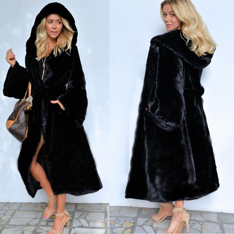Dam Lång Huva Kappa i Konstpäls med Bälte Mirla-Eva Jonsson
