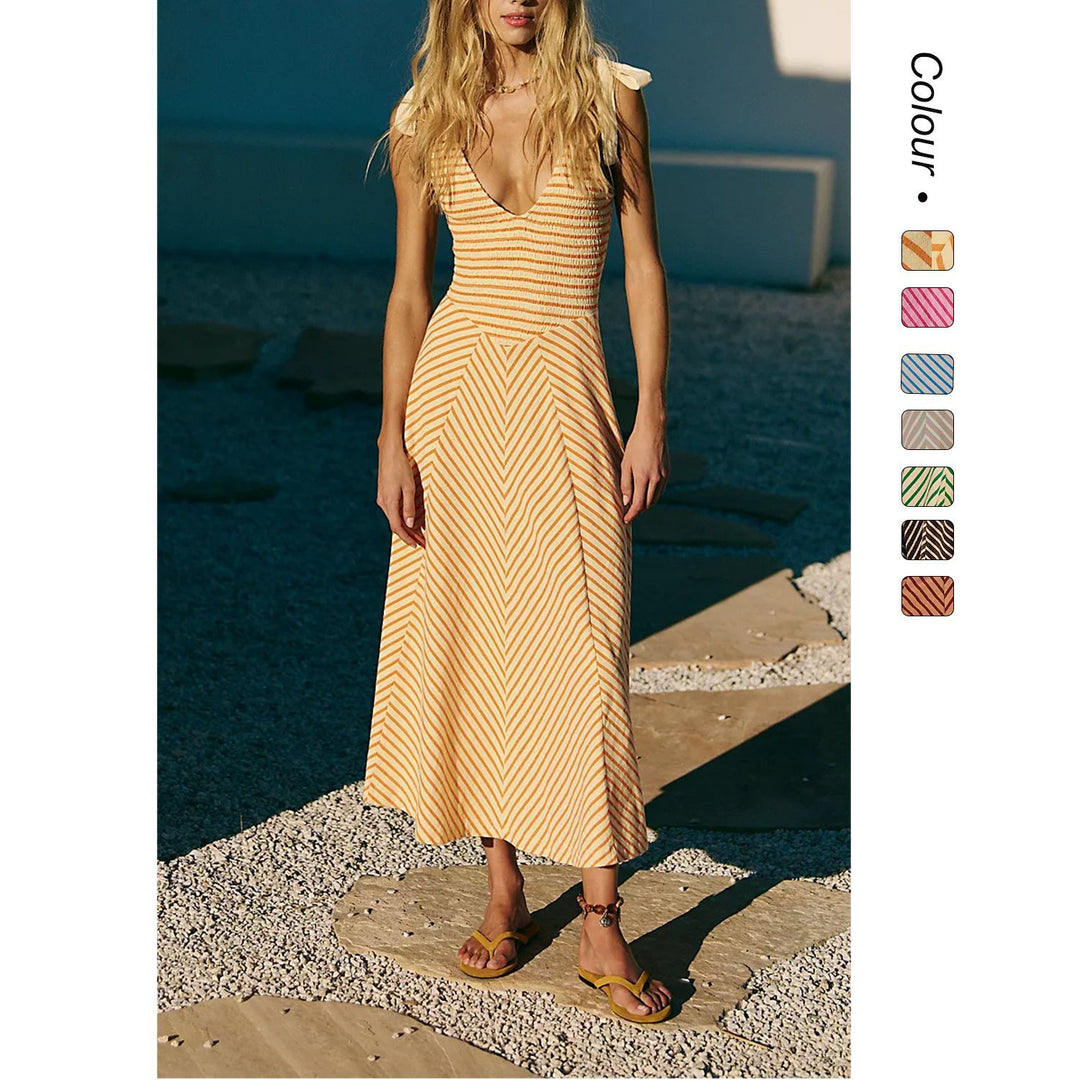 Dam Maxi Sommardress med lekfulla axelband och elegant V-hals-Eva Jonsson