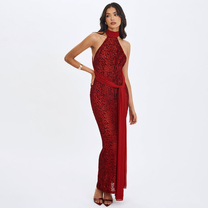 Dam Maxi dress with exciting wrap design and elegant halter neck Mirla-Eva Jonsson