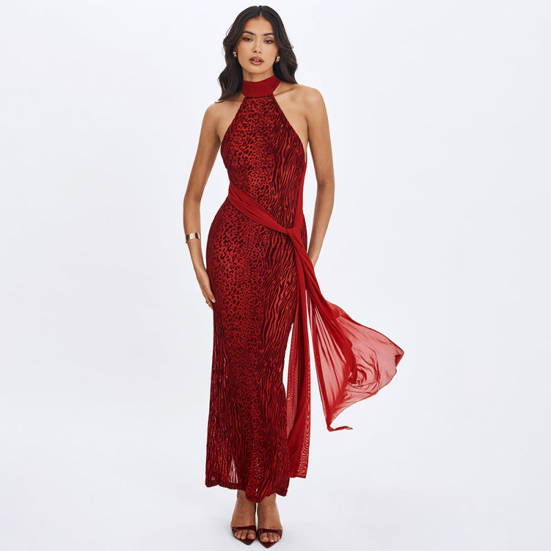 Dam Maxi dress with exciting wrap design and elegant halter neck Mirla-Eva Jonsson