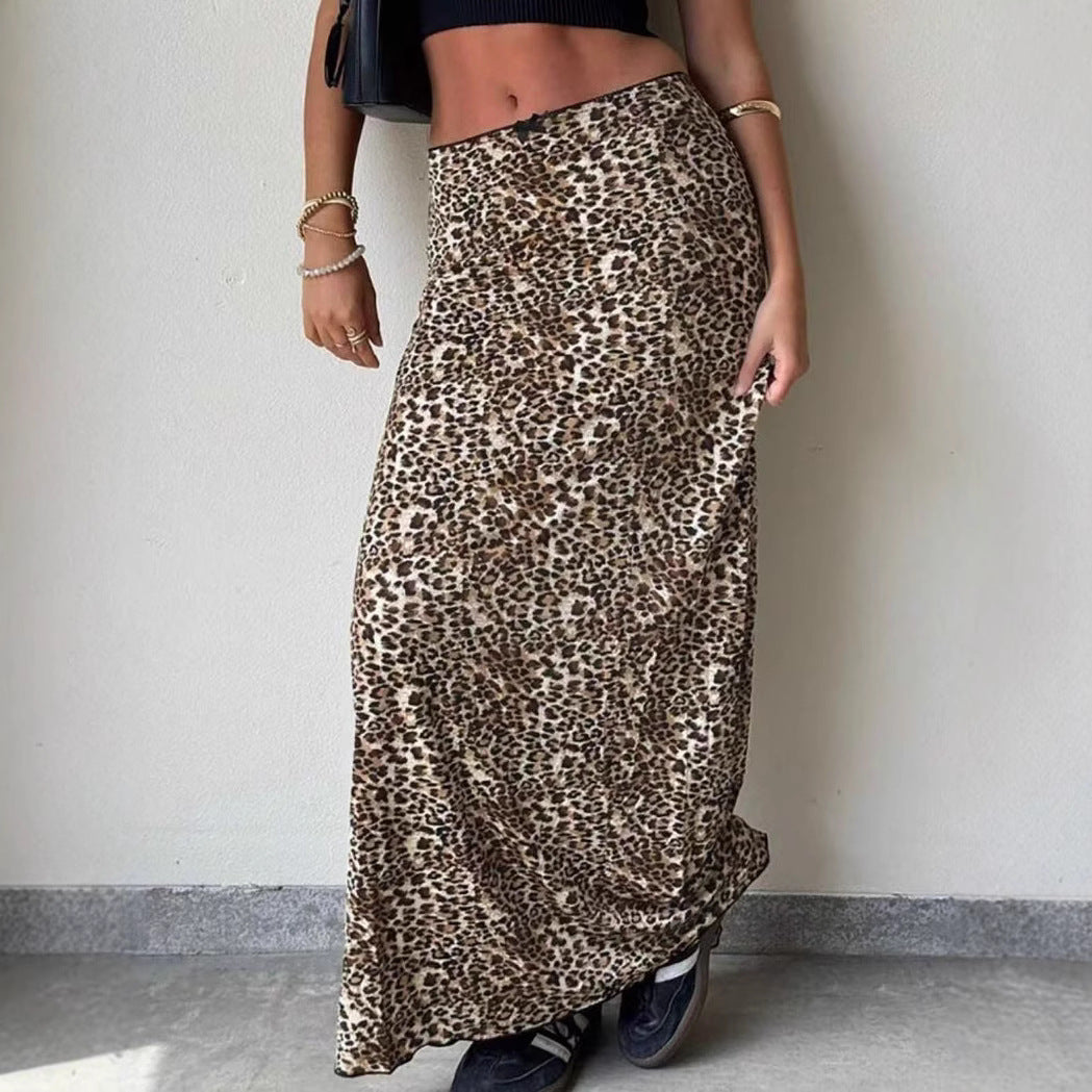 Dam Maxi skirt with animal pattern and flowing cut Mirla-Eva Jonsson