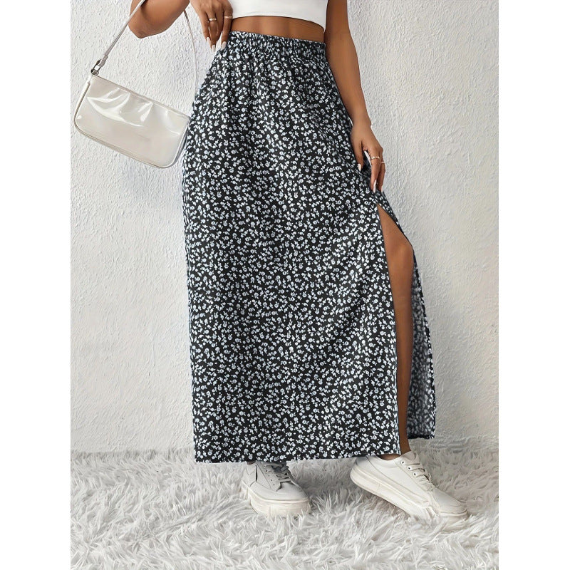 Dam Maxi skirt with floral pattern and side slit Mirla-Eva Jonsson