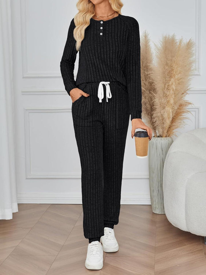 Dam Mjuk Loungewear-set med Knäppning & Praktiska Fickor | Mirla-Eva Jonsson
